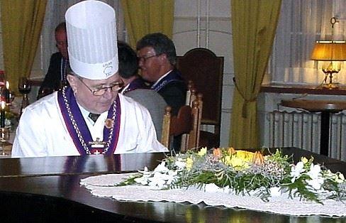 Hans Grieder am Flügel